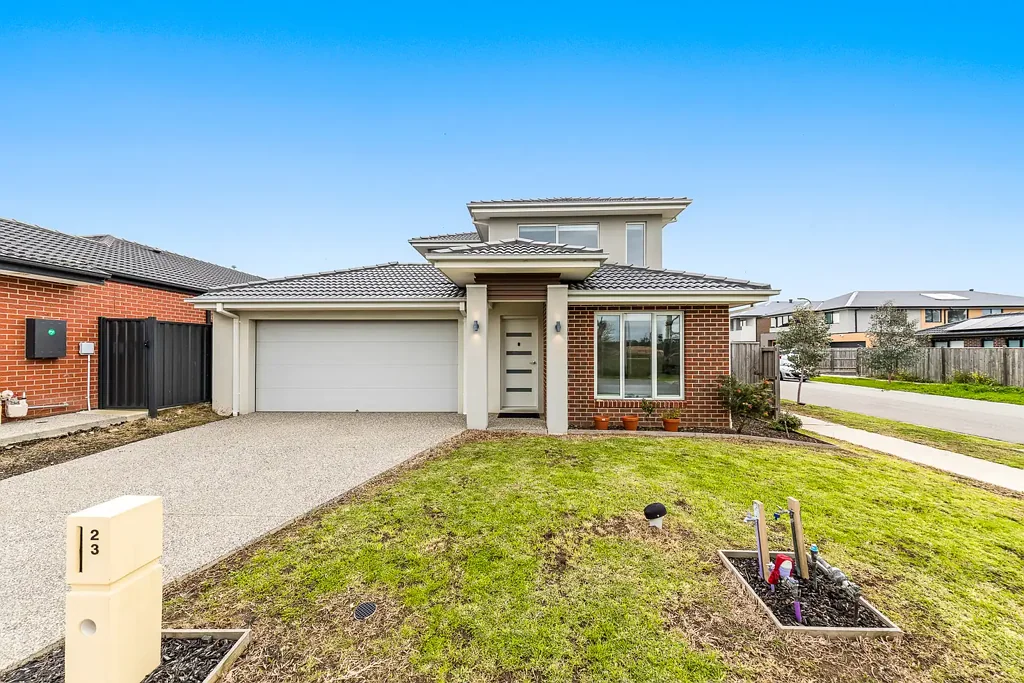 Brand New Family Home in Cranbourne East!