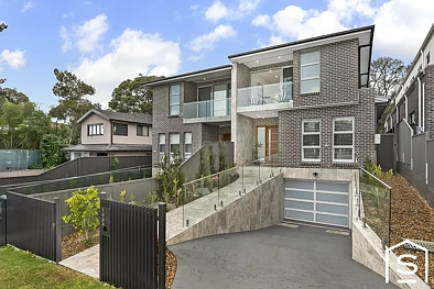 Ermington 5房 北向景观绝佳 新建筑设计 自然光线充沛 河滨地段优越 宽敞内部空间 高级装修 多个生活区域 豪华住宿设施 室内外一体化 舒适便利舒适 Brand New Architectural Family Home | Three Levels of Exceptional Space & Quality | Rare Three-Car Basement Garage