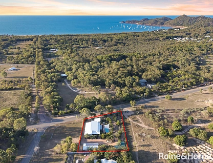 136-138 Gifford Street, Horseshoe Bay, Townsville, 4房, 2浴, House