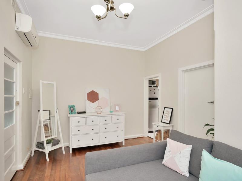 UNIT 2 61 CHELMSFORD RD, MOUNT LAWLEY WA 6050, 0房, 0浴, Unit