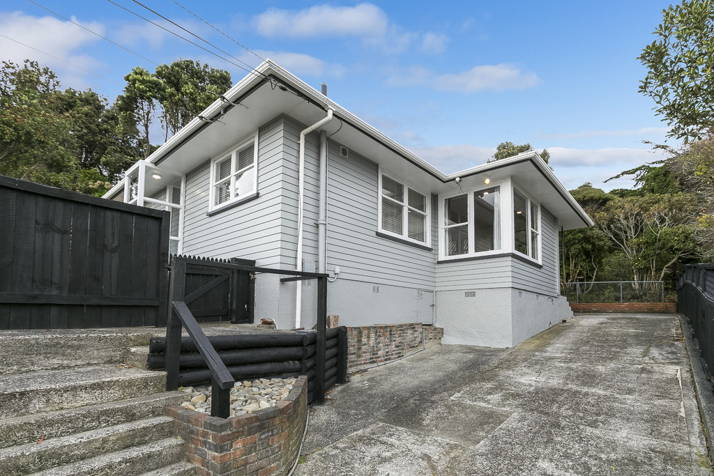 34 Beazley Avenue, Paparangi, Wellington, 3 Schlafzimmer, 1 Badezimmer