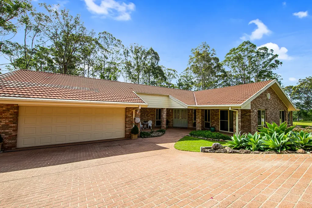 Surf Beach 4Moenga Expansive Family Retreat