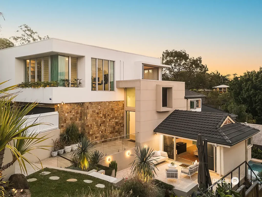 76 Main Avenue, Balmoral, QLD 4171