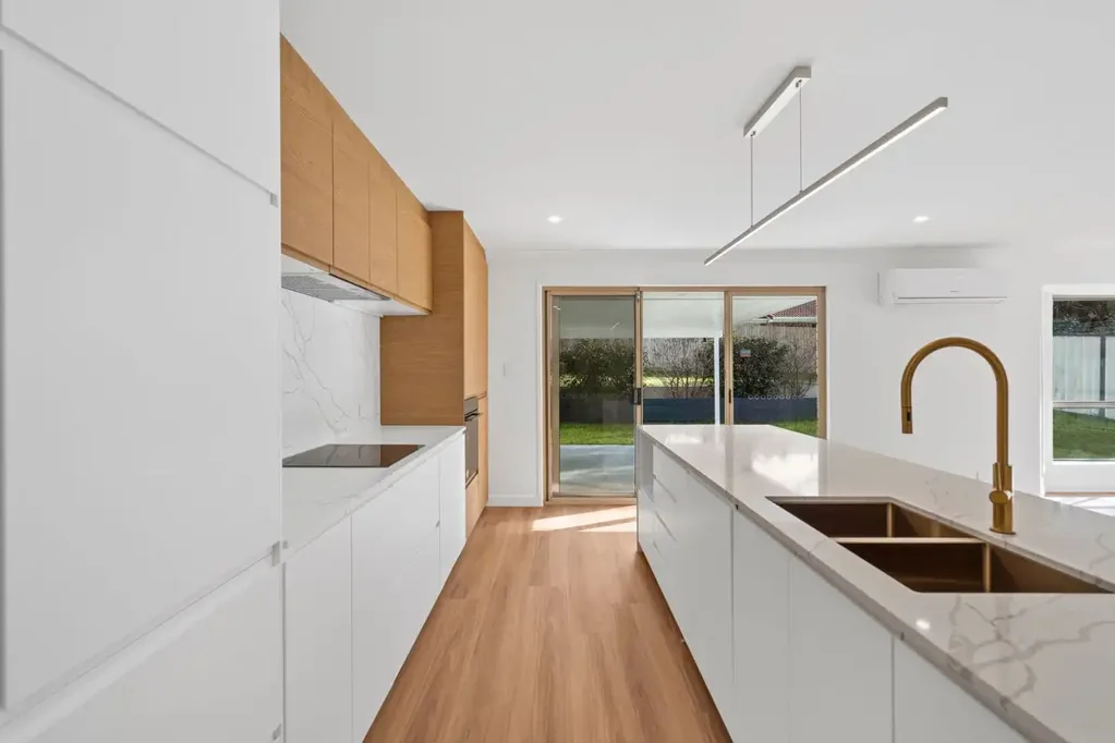 STYLISHLY RENOVATED FAMILY HOME ON 700M²