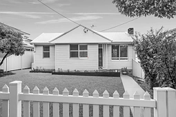11 Kurrajong Street, Sutherland