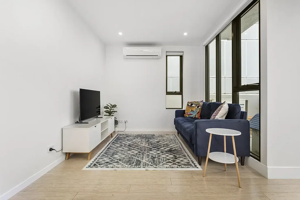 Modern and Convenient One-Bedroom Apartment in Vibrant St Kilda - FURNISHED