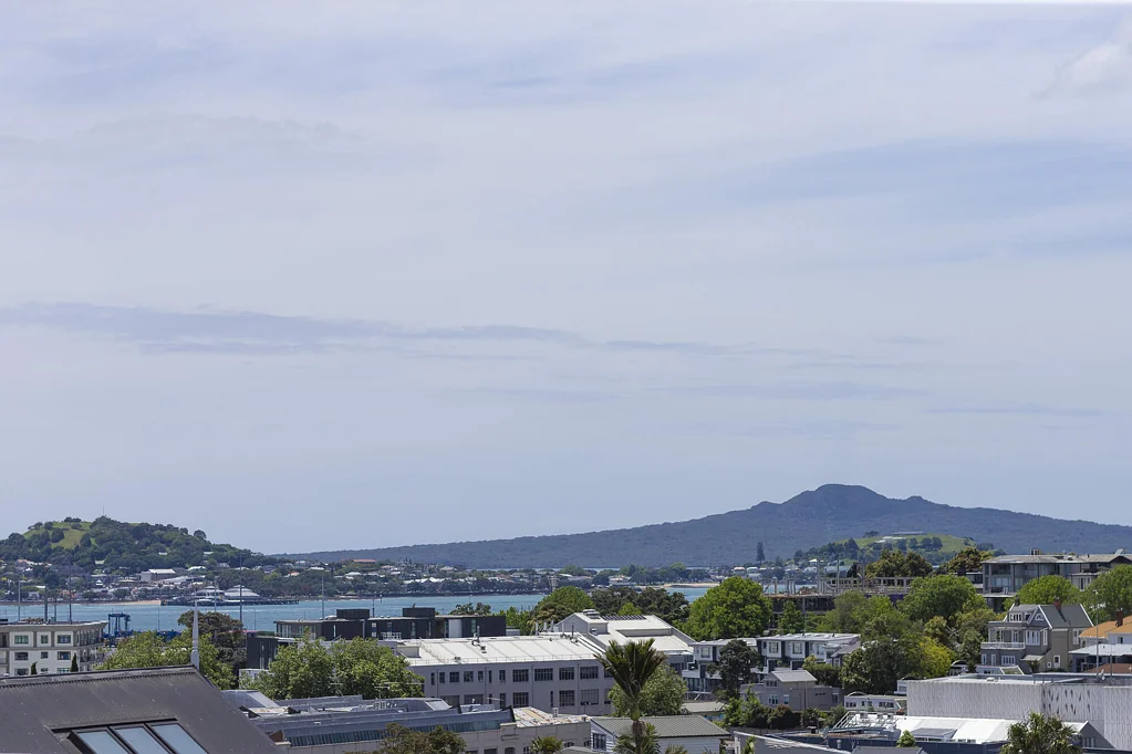 Parnell 3房  Don't miss this rare Parnell opportunity.