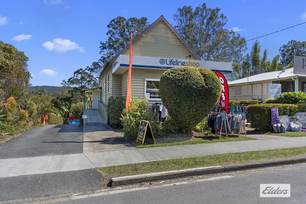 Woodford 1 Bedroom Unique Tenanted Investment Opportunity in the Heart of Woodford on 1849M2