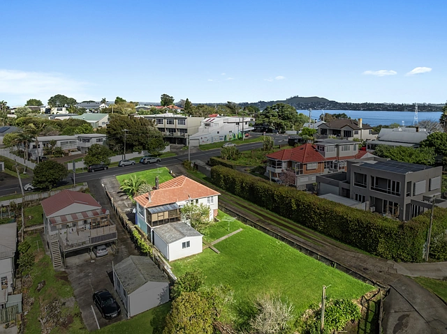 10 Queenstown Road, Hillsborough, Auckland City