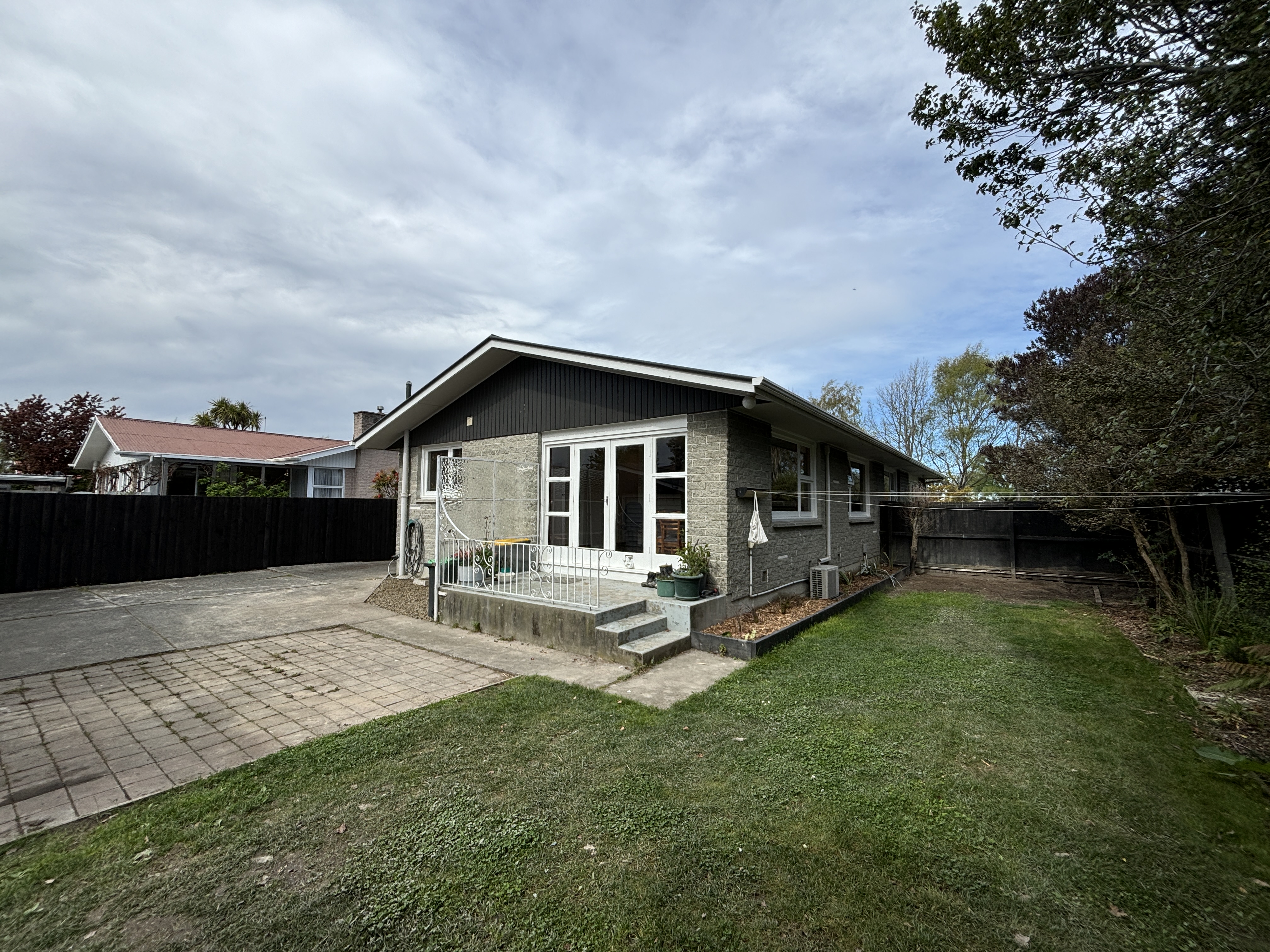 2/37 Lochee Road, Upper Riccarton, Christchurch, 2 phòng ngủ, 1 phòng tắm, House