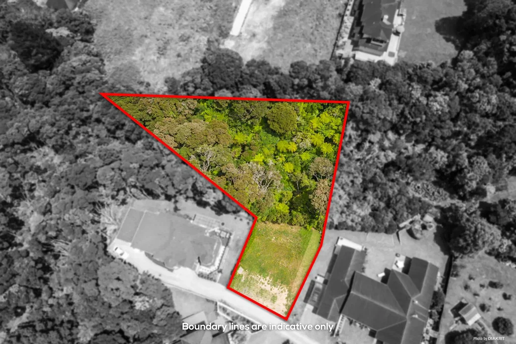 Greenhithe The vendor is motivated to sell - 1917m2 section!