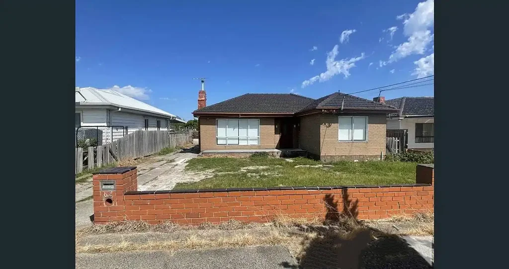 Comfortable Family Home in a Convenient Clayton Location
