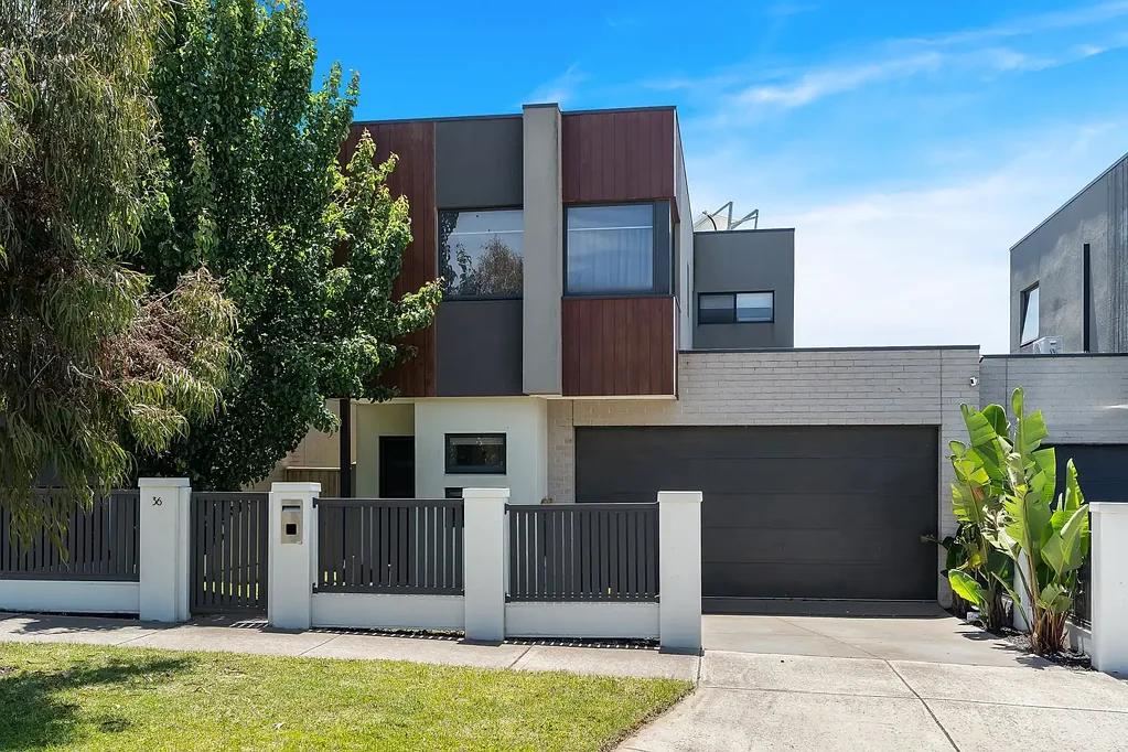 36 Barkers Crescent, Mickleham, VIC 3064