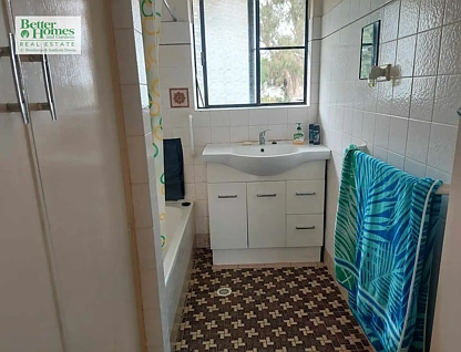 7 Baker Street, Stanthorpe, QLD 4380, 6 રૂમ, 3 બાથરૂમ, Unit