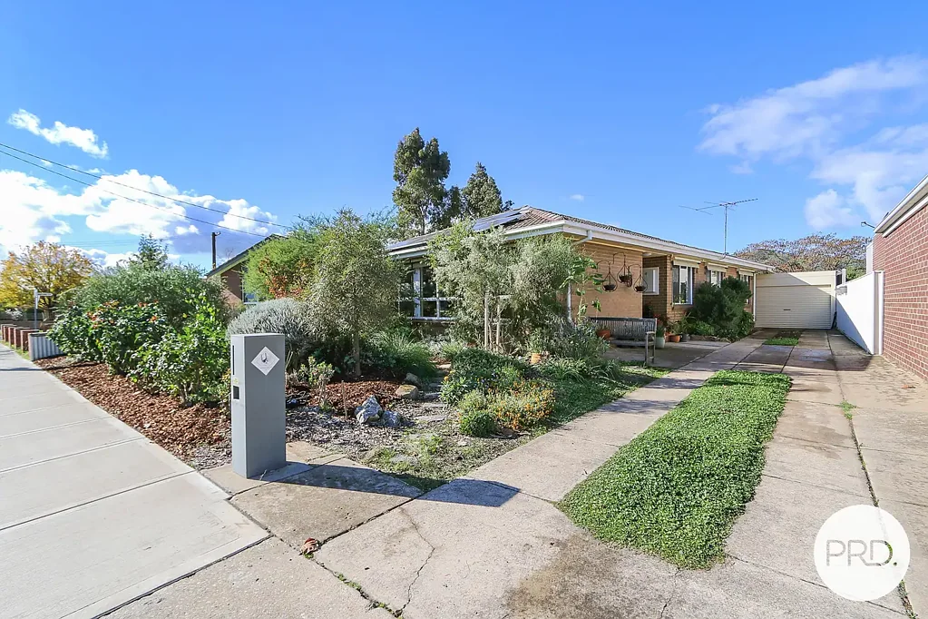 Wodonga 4房  A HOME WITH HEART, LIGHT & CHARACTER
