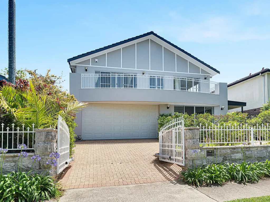 Extra Large Family Home with Level North Facing Backyard