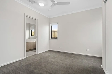17 Gobelins Walk, Clyde North, VIC 3978, 4 રૂમ, 2 બાથરૂમ, House