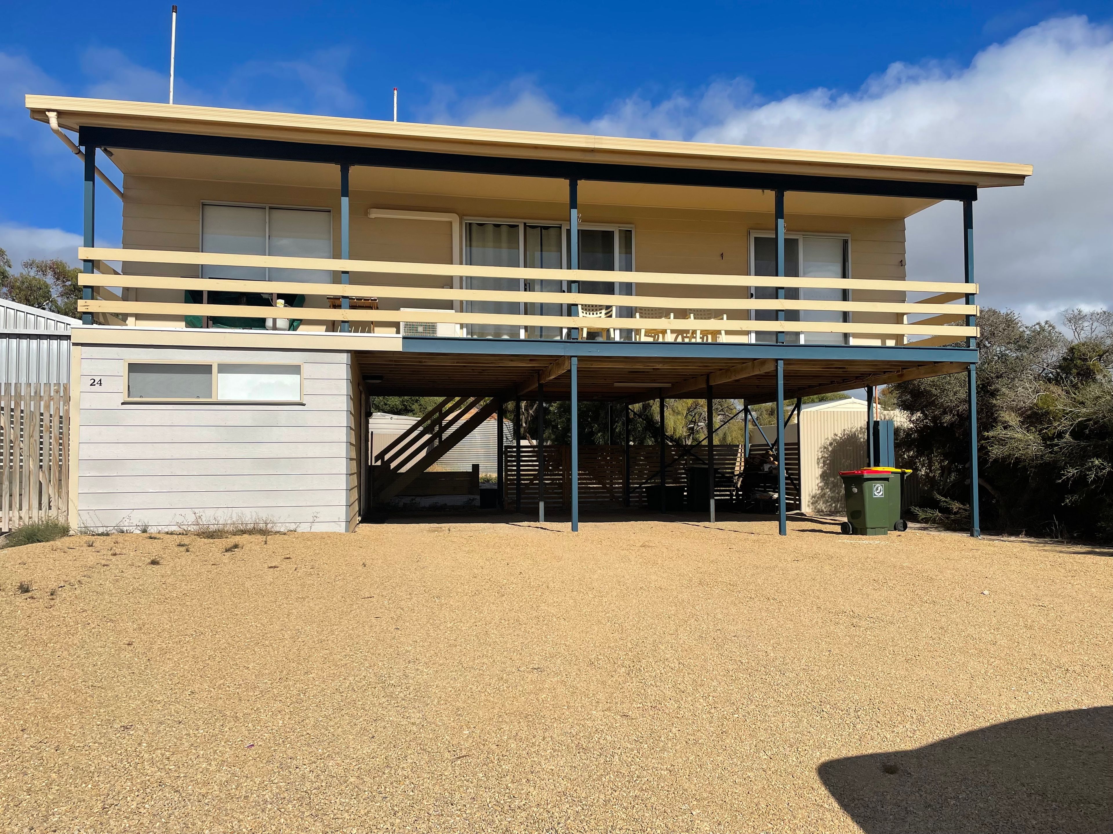 24 WARATAH AV, MARION BAY SA 5575, 0房, 0浴, House