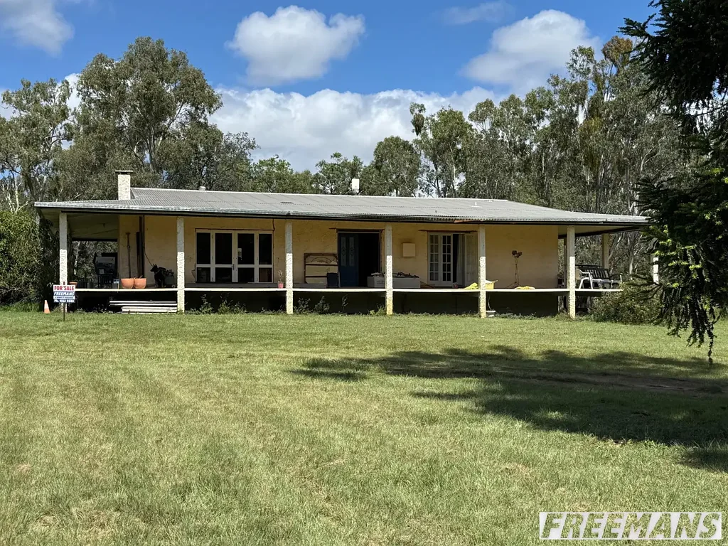 19 Burnett Street, Nanango, QLD 4615