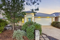 53 Monterey Bay Drive, Point Cook