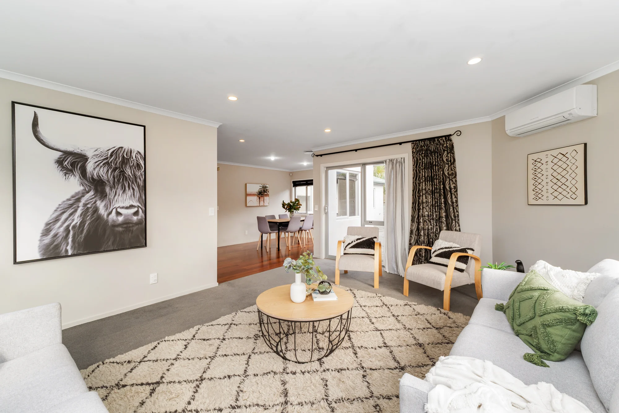 40 Te Puia Drive, Aotea, Porirua, 4 Bedrooms, 2 Bathrooms, House