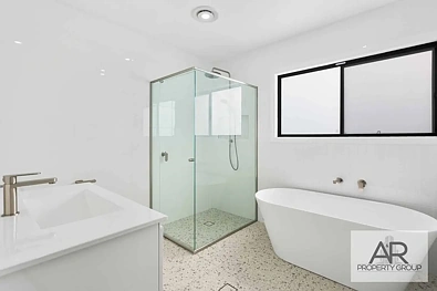 2/100 Shellharbour Road, Warilla, NSW 2528, 3 Bedrooms, 2 Bathrooms, Townhouse