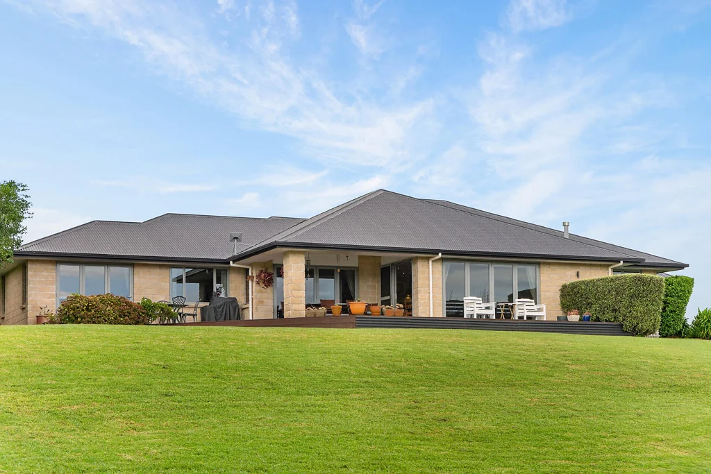 Maungakaramea Premium Lifestyle close to town