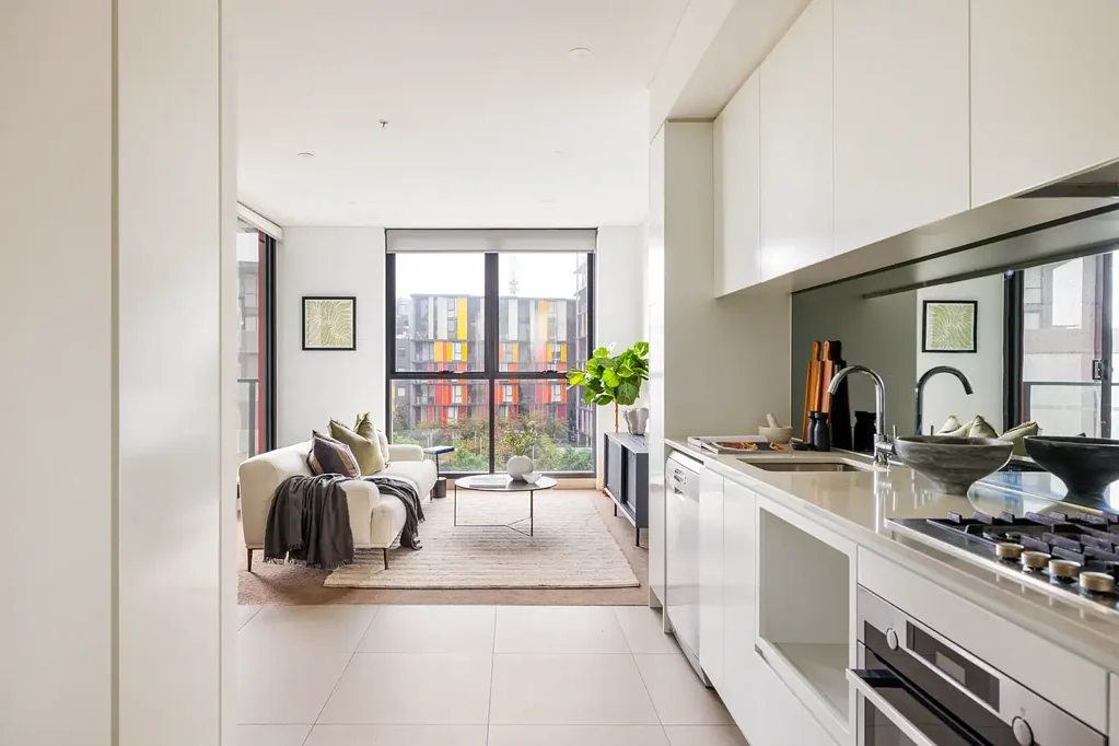 Meadowbank 1Moenga Elevated outlooks & executive ease near the water