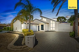 11 Hailey Court, Taylors Lakes