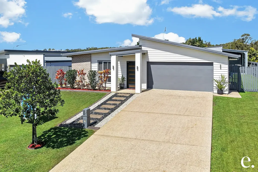 Taroomball 4Moenga Family Living, Coastal Lifestyle, Modern Home