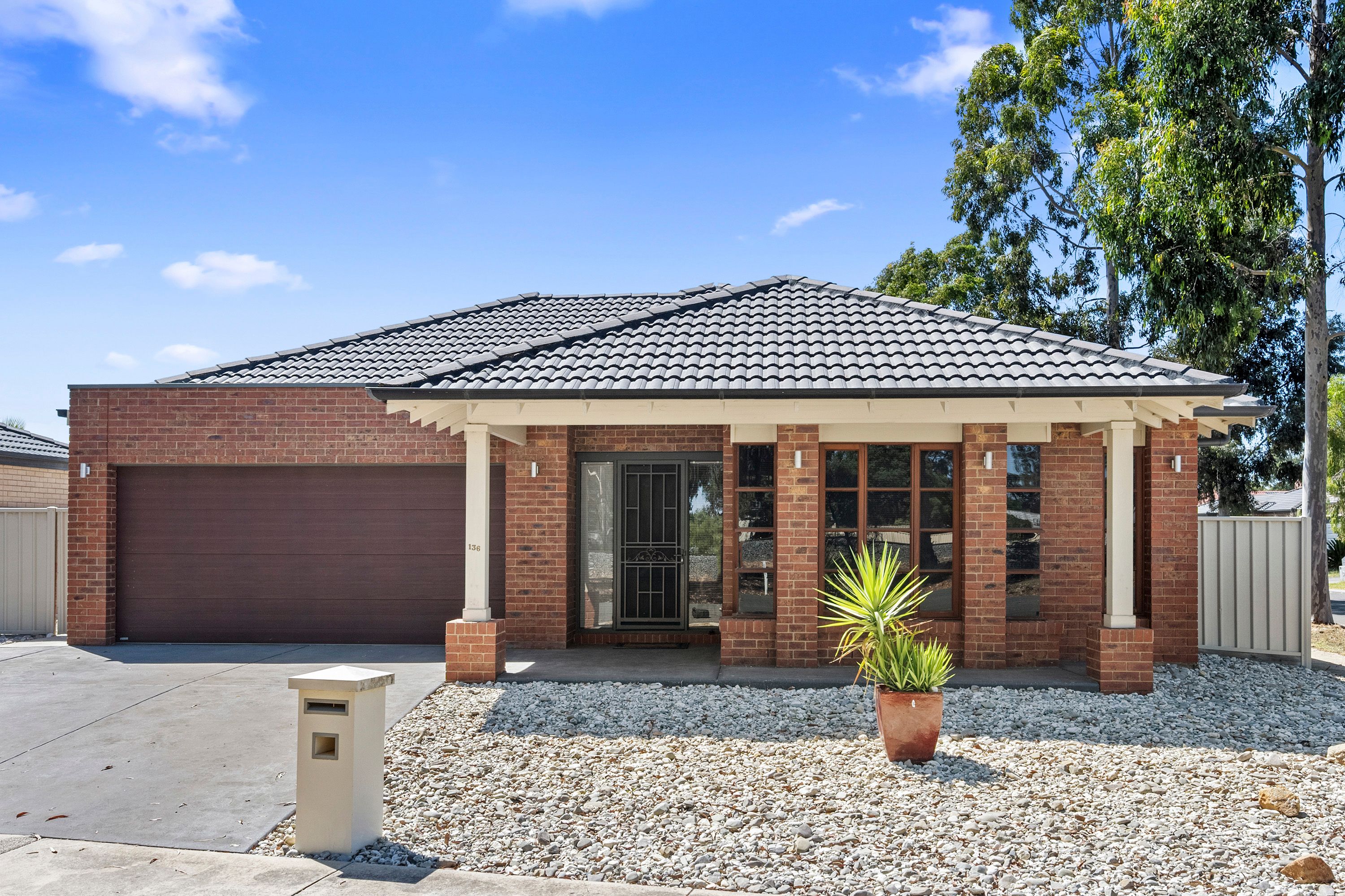 136 MYRTLE RD, ASCOT VIC 3551, 0 Kuwarto, 0 Banyo, House