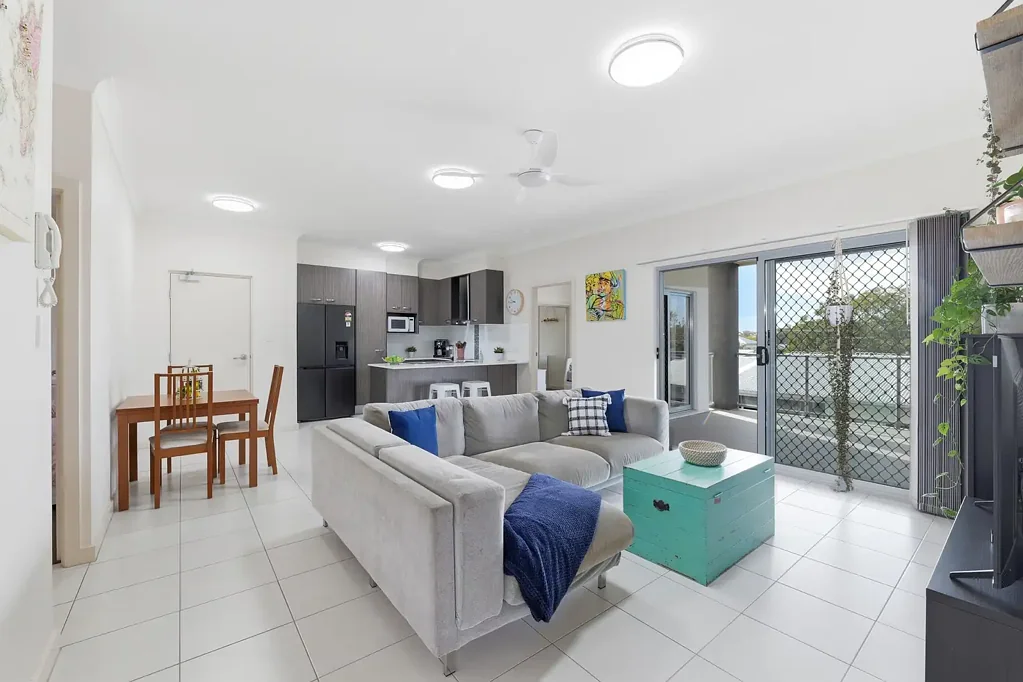 Enoggera 3部屋 Modern Central Unit in Small Apartment Block