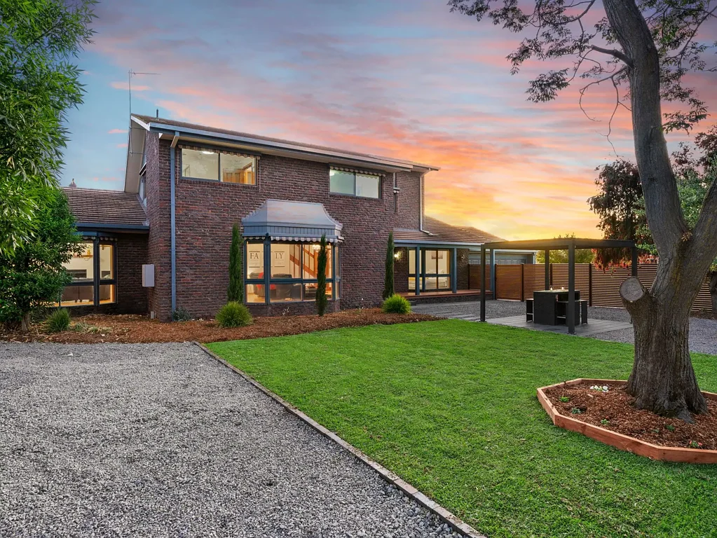 Benalla 4ห้องนอน A Grand Residence with Unparalleled Features