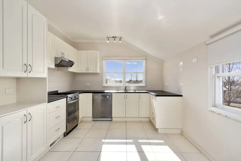 Cooma 3침실 Excellent Opportunity For Return On Investment