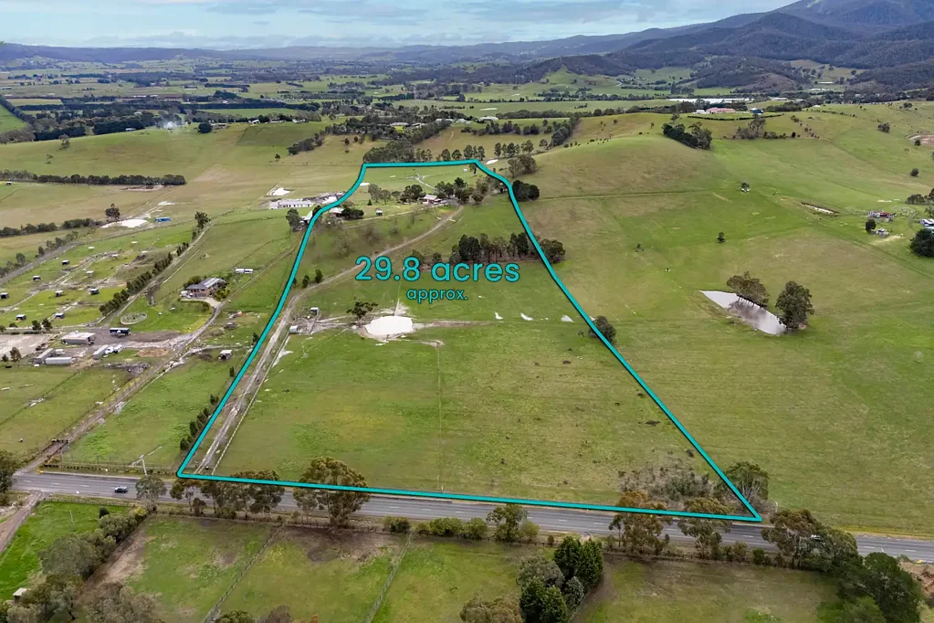 Whittlesea 1ਬੈੱਡਰੂਮ A HORSE HAVEN OR LAND BANKING OPPORTUNITY