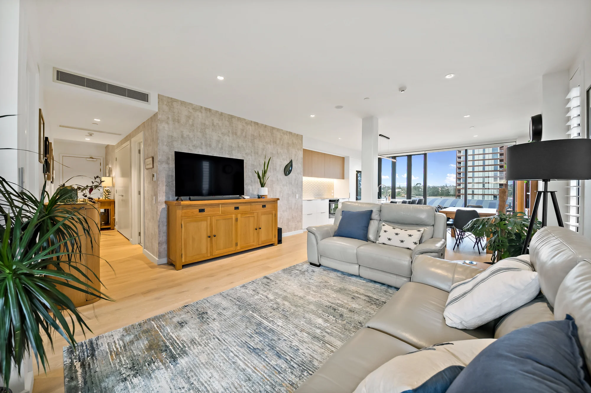 Hobsonville 3房 The Three-Bedroom Standout