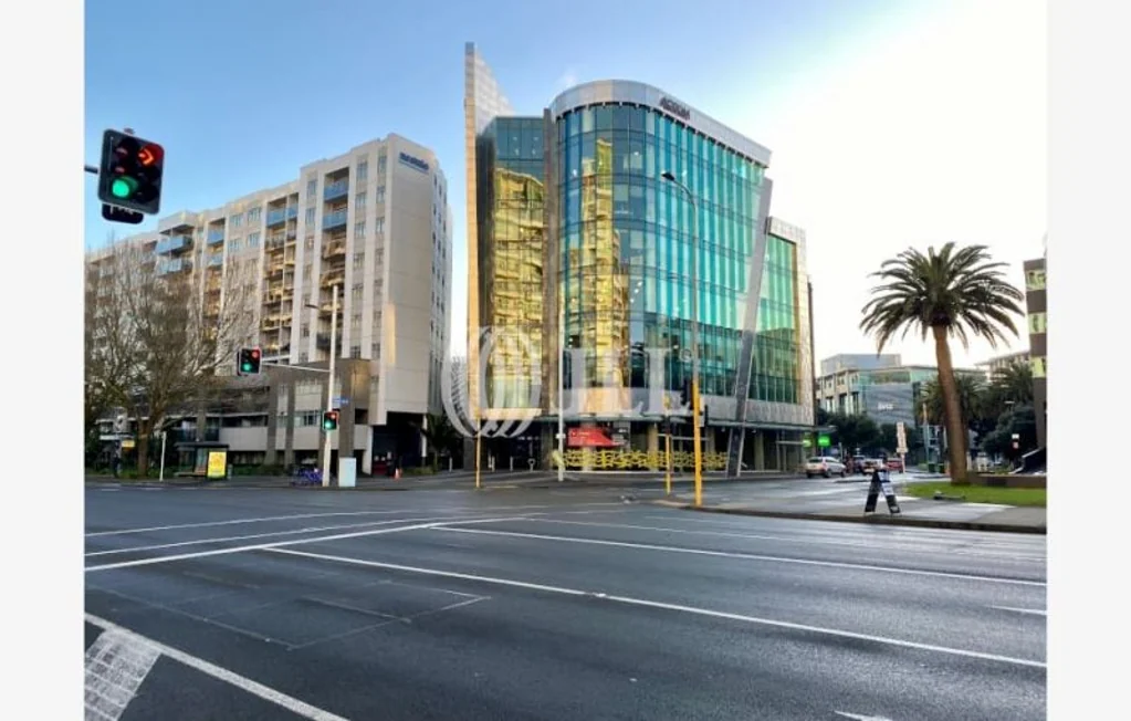 Auckland Central Prime Retail Space at AECOM House