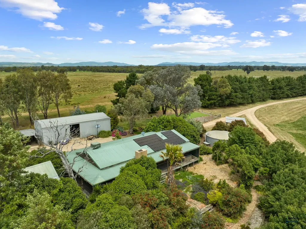 Benalla "Duck Ponds Flat" 110 Acre Lifestyle Property