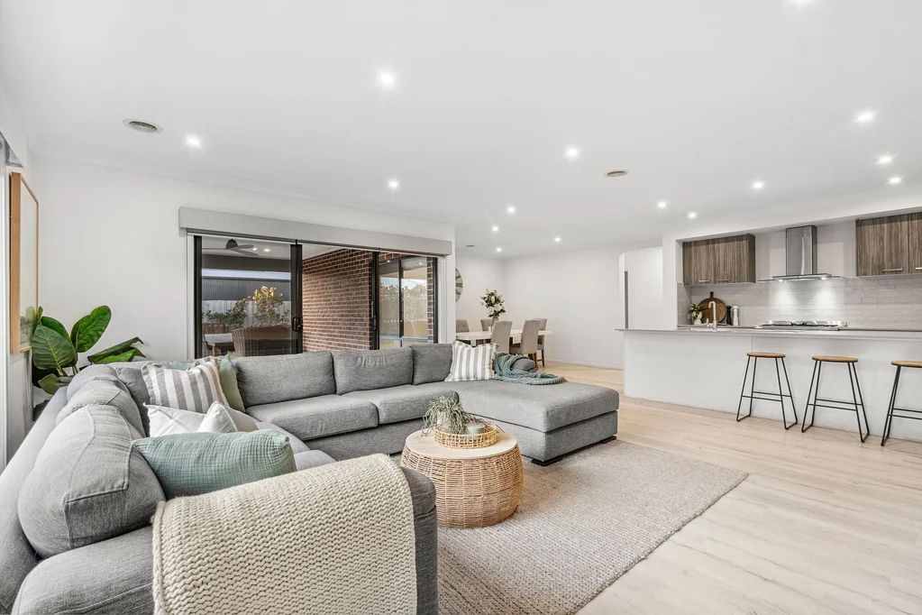 198 Warralily Boulevard, Armstrong Creek, VIC 3217