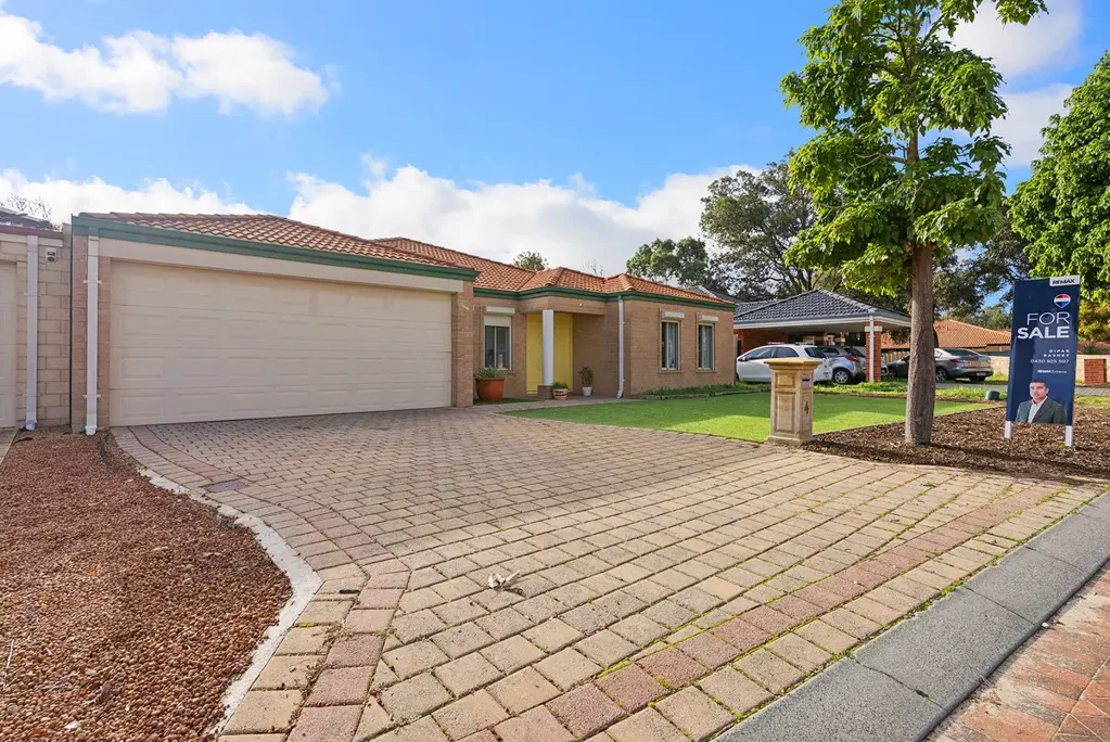 Redcliffe 4房  🏡 Spacious Family Living with Exceptional Investment Appeal