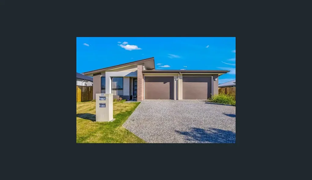 1 BEDROOM DUPLEX!
