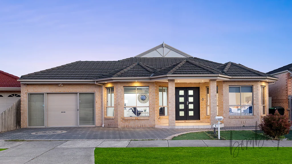 5 Wattleview Road, Roxburgh Park, VIC 3064