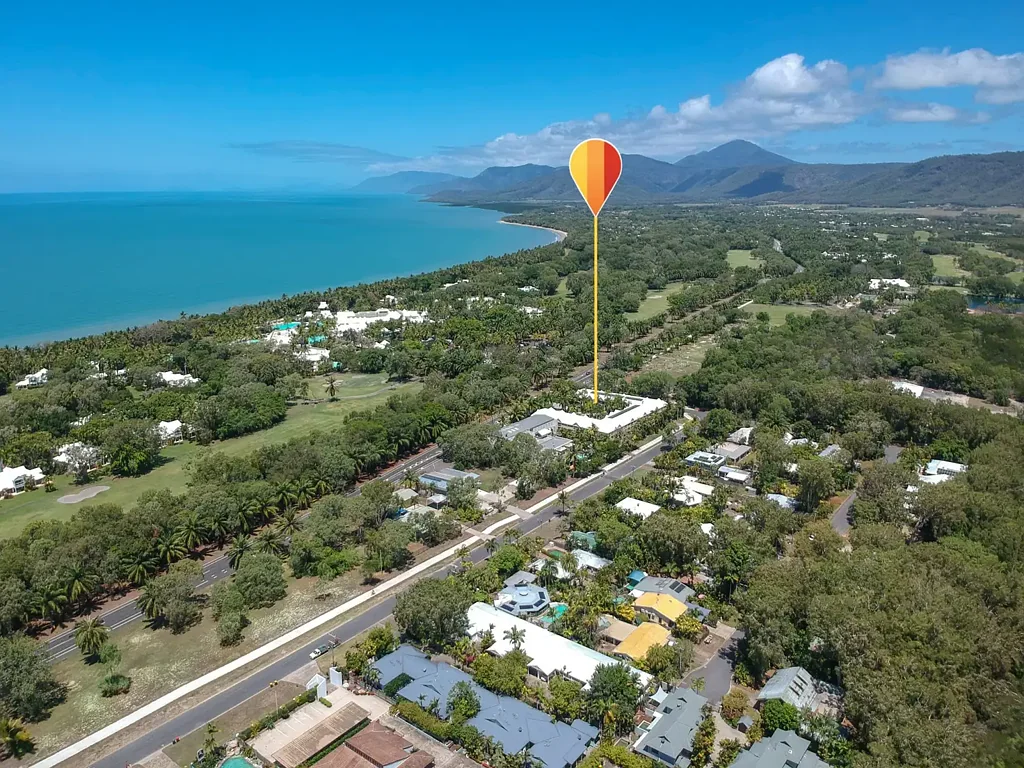 Port Douglas 4ห้องนอน HUGE RESIDENTIAL APARTMENT WITH ADDED FLEXIBILITY - YES YOU CAN LIVE HERE