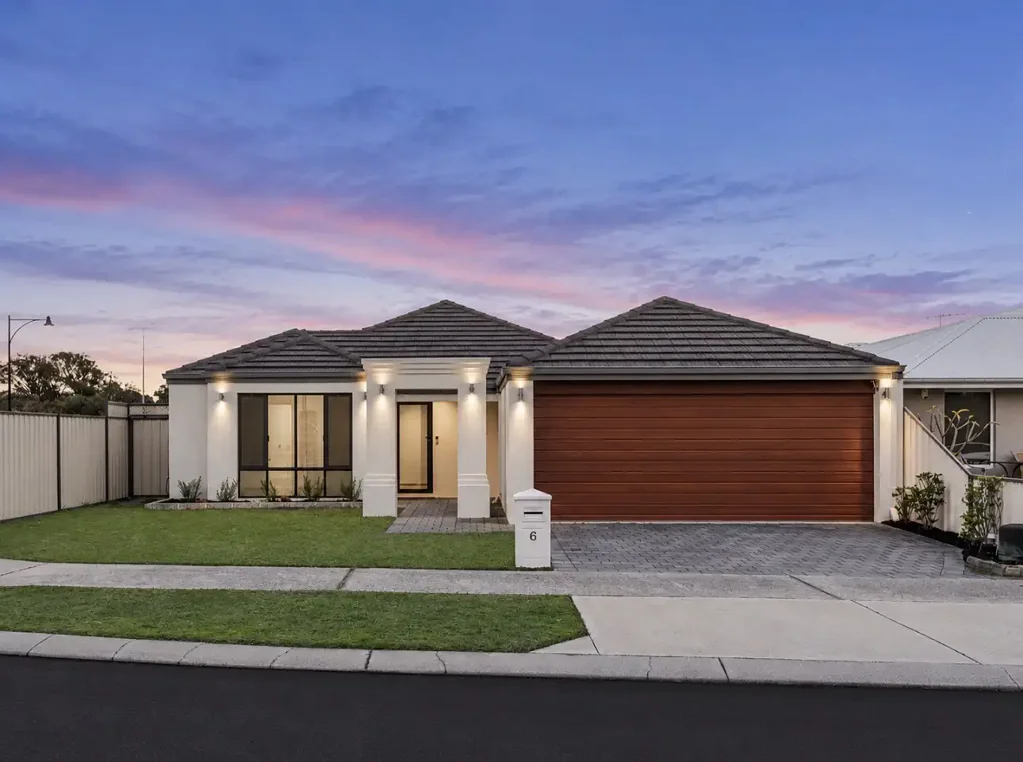 Hammond Park 4कमरा Family Living with a Beautiful Reserve Outlook