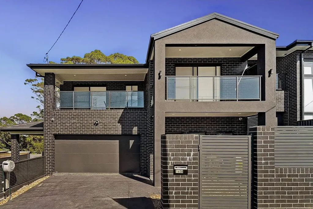 140B Hillcrest Avenue, Greenacre, NSW 2190