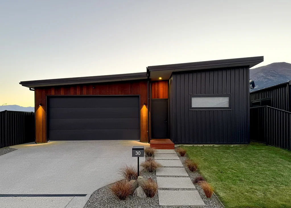 Lake Hawea 3ਬੈੱਡਰੂਮ Bright, modern living in Lake Hawea