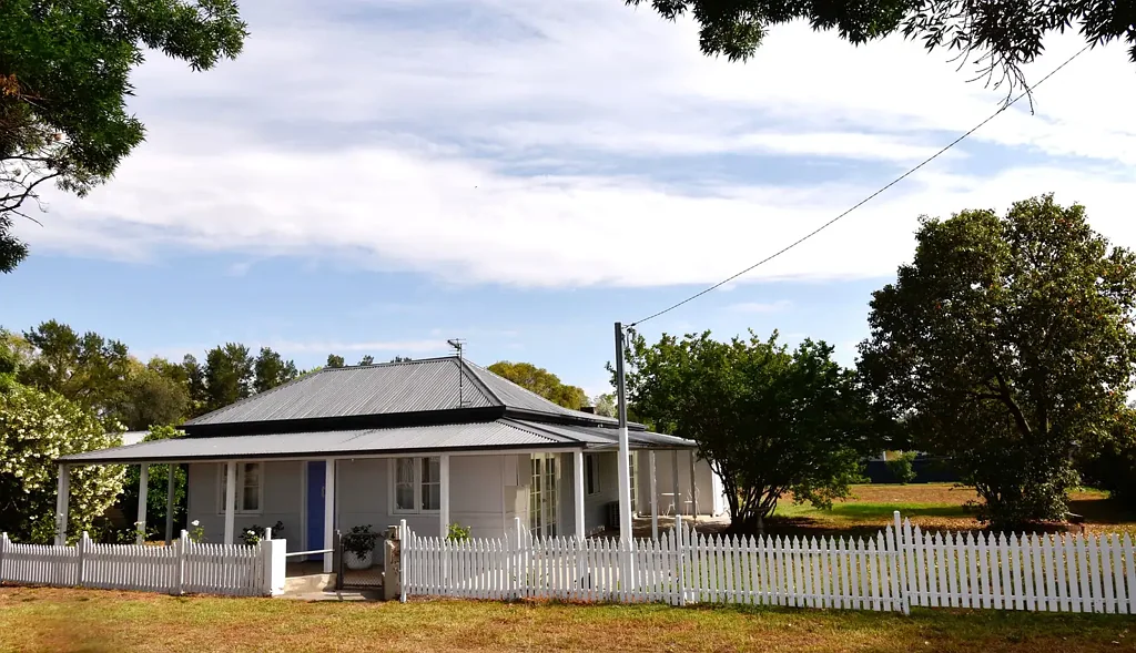 4 Maxwell Street, Wellington, NSW 2820