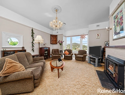 94 Karoola Road, Lindisfarne, TAS 7015, 3 Kuwarto, 2 Banyo, House