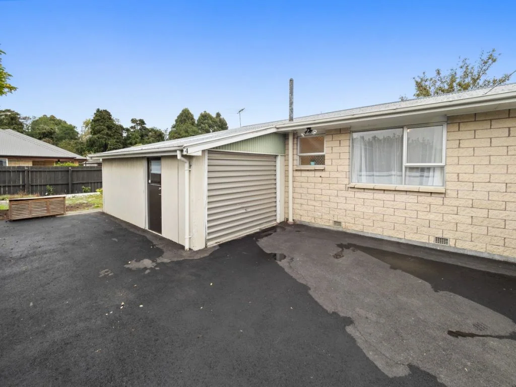 Ashburton 2房  Back Unit Beauty – Safe, Sunny & Central