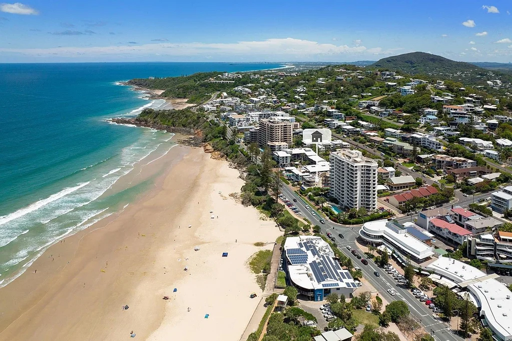 Coolum Beach 3 Bedroom Prime Blue Chip Beachfront!